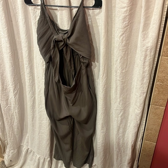 ⚜️olive green WILD JUNKIE Cut Out Front Tie Jumpsuit Sz L - Picture 3 of 3